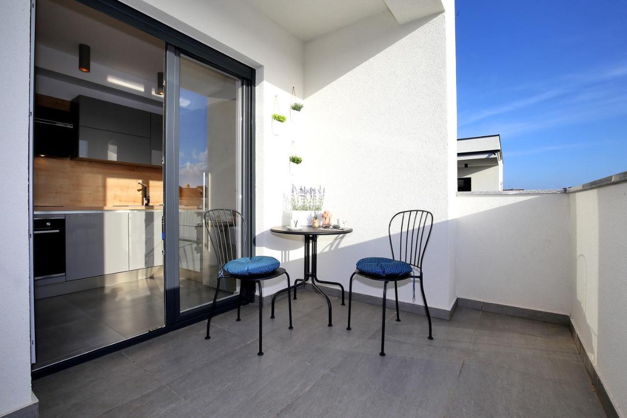 Esso Roof Terrace Apartment Zadar Exterior photo