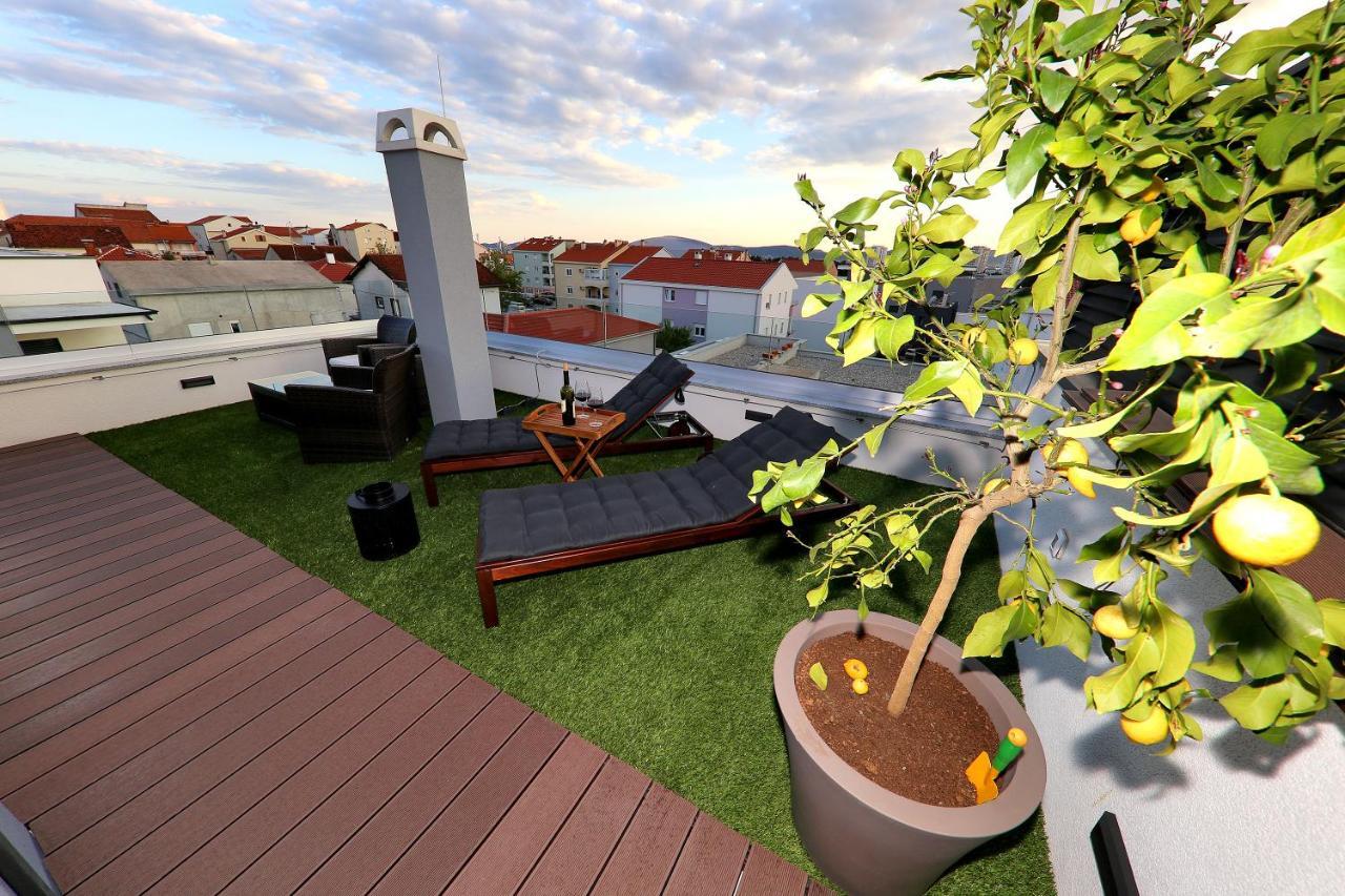 Esso Private Roof Terrace Apartment Zadar Exterior photo